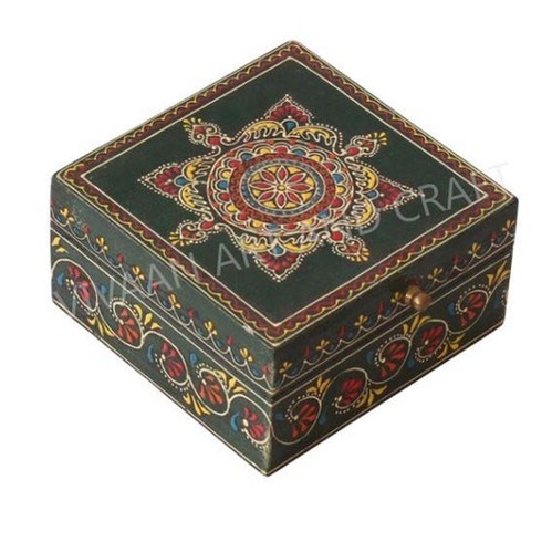 वुडेन हैंडीक्राफ्ट स्मॉल ज्वेलरी बॉक्स आर्टिस्टिक पेंटिंग स्क्वायर शेप स्मॉल
