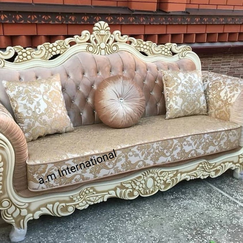 Handmade Living Room Sofa Set