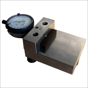 चौकोरपन जाँच गेज