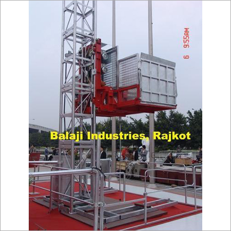 रैक एंड पिनियन होइस्ट