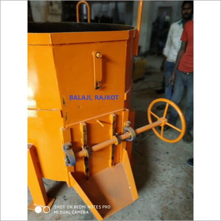 Tower Crane Concrete Bucket - Durable Steel Material, 1000 Liter Capacity | Efficient Material Handling Solution, Lightweight Design