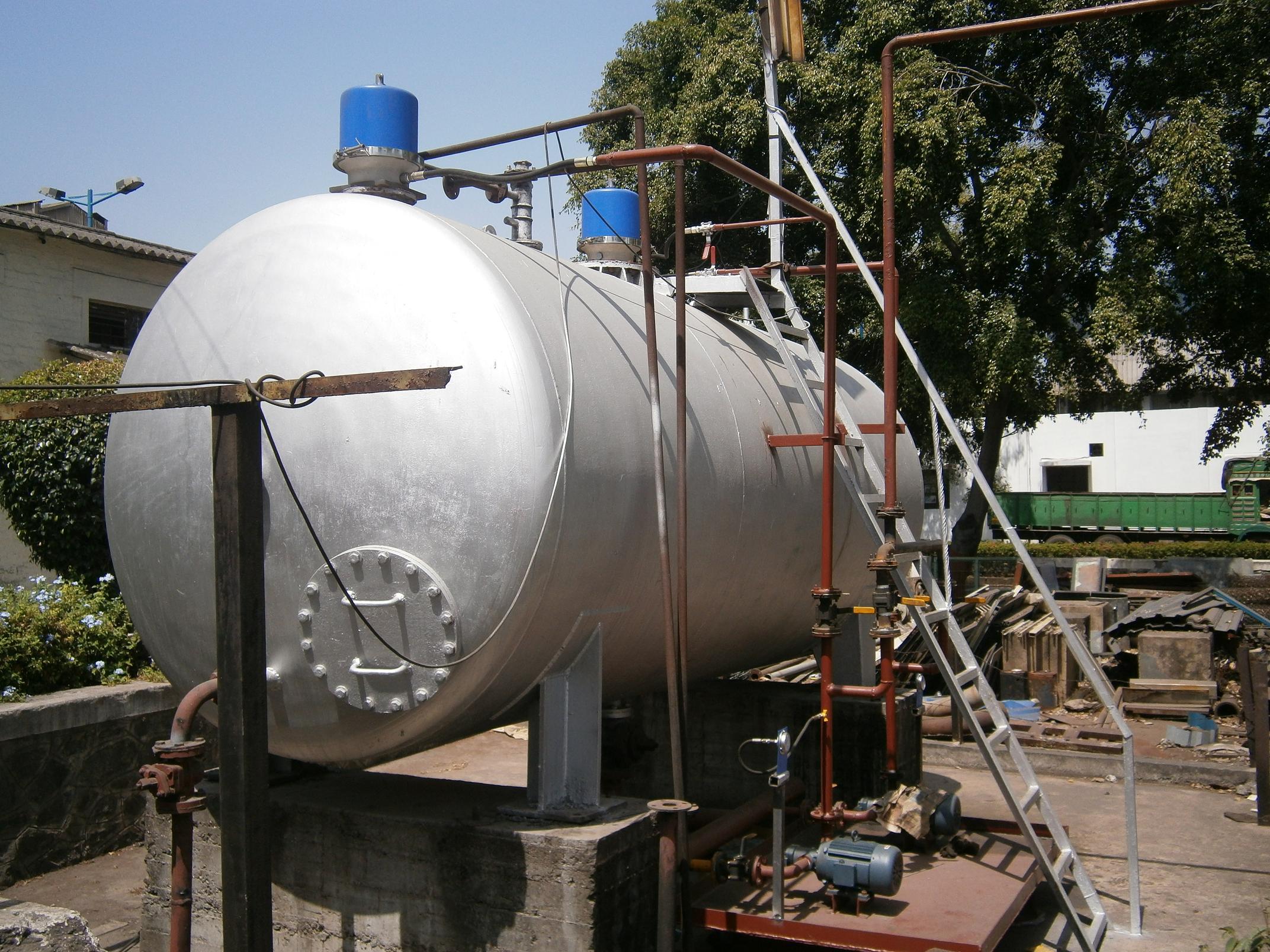 Blue Centrifugal Oil Cleaning System