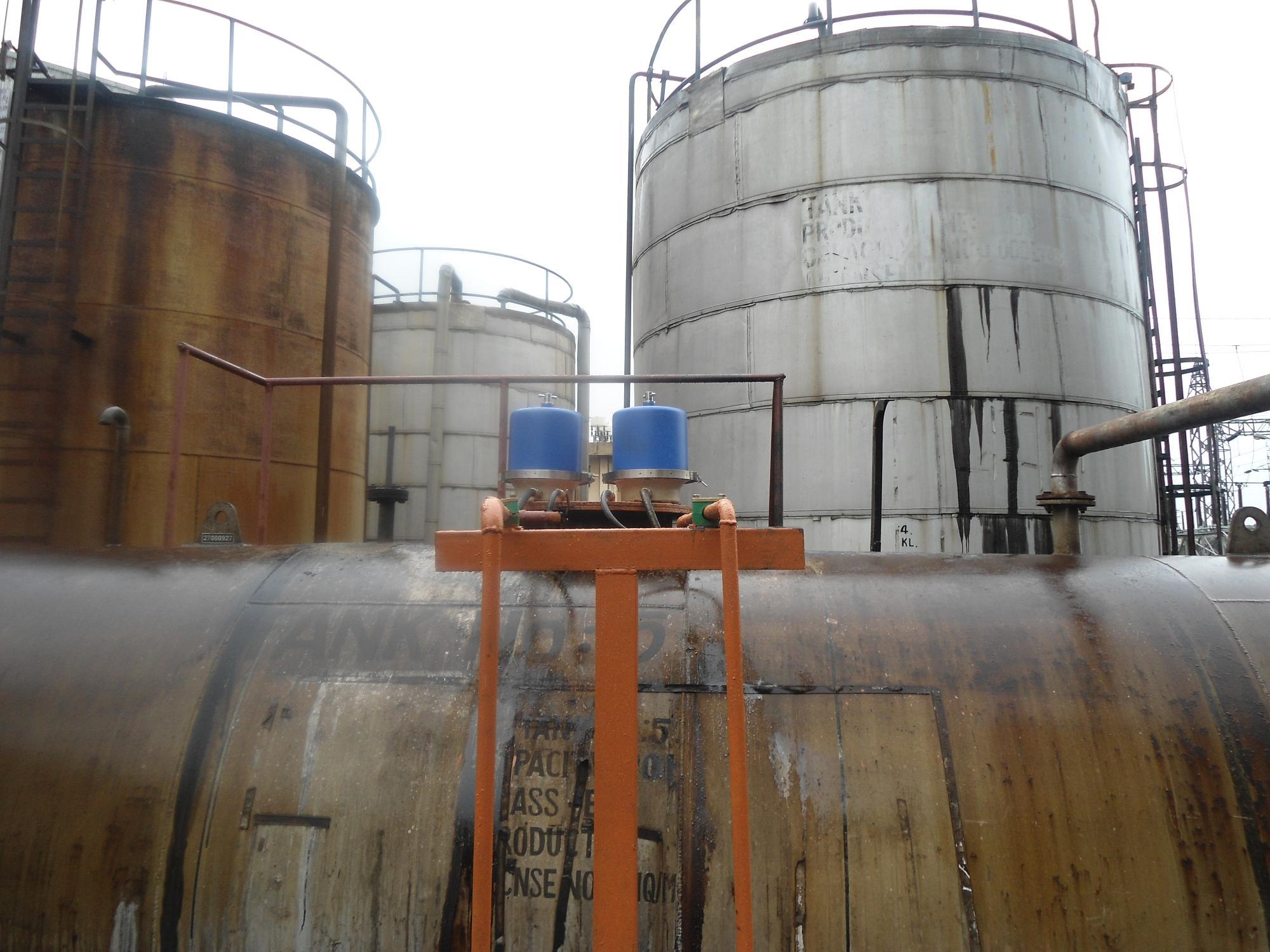 Blue Centrifugal Oil Cleaning System