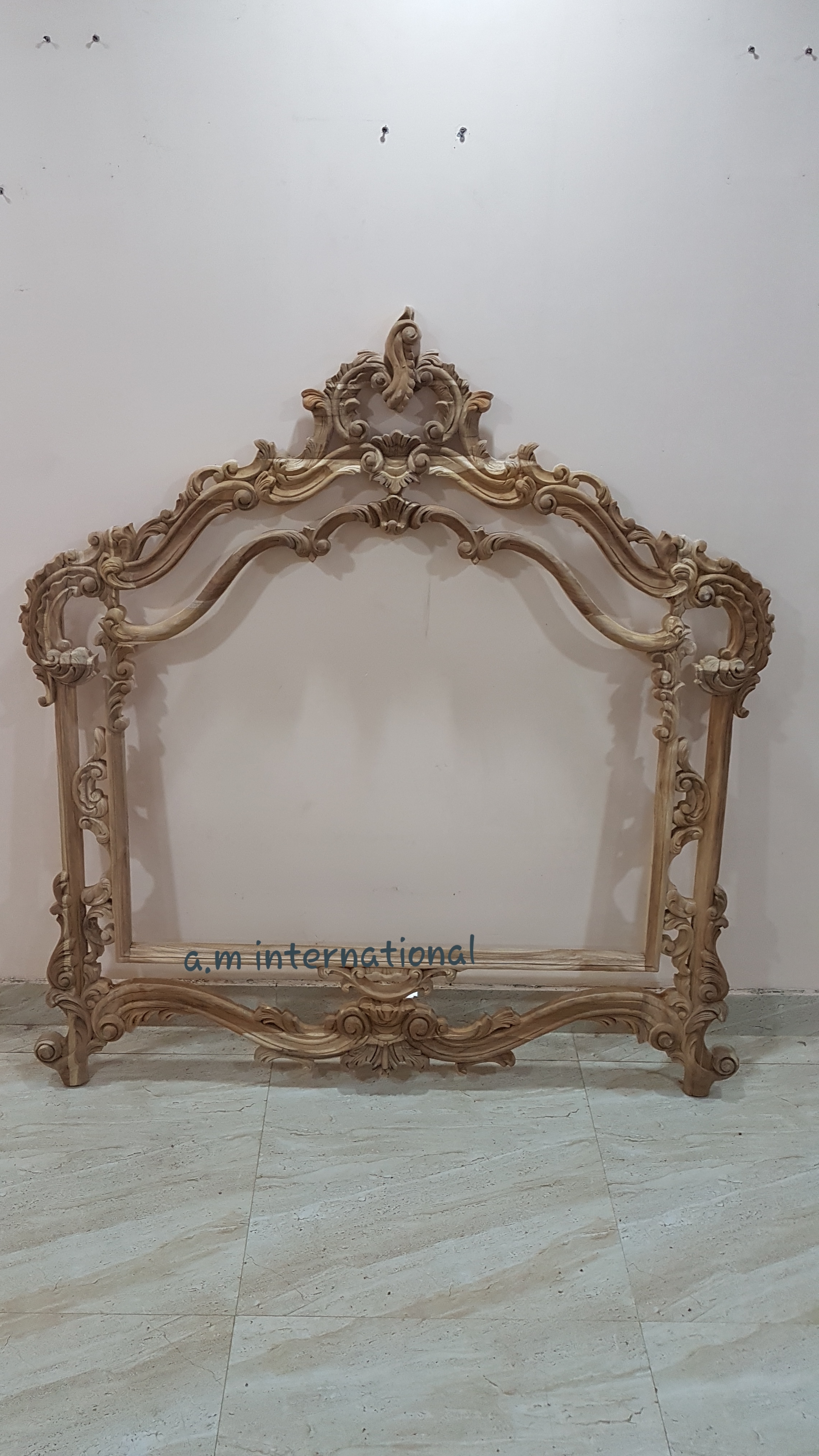 Handmade Fully Handcarved Cansol Table With Frame