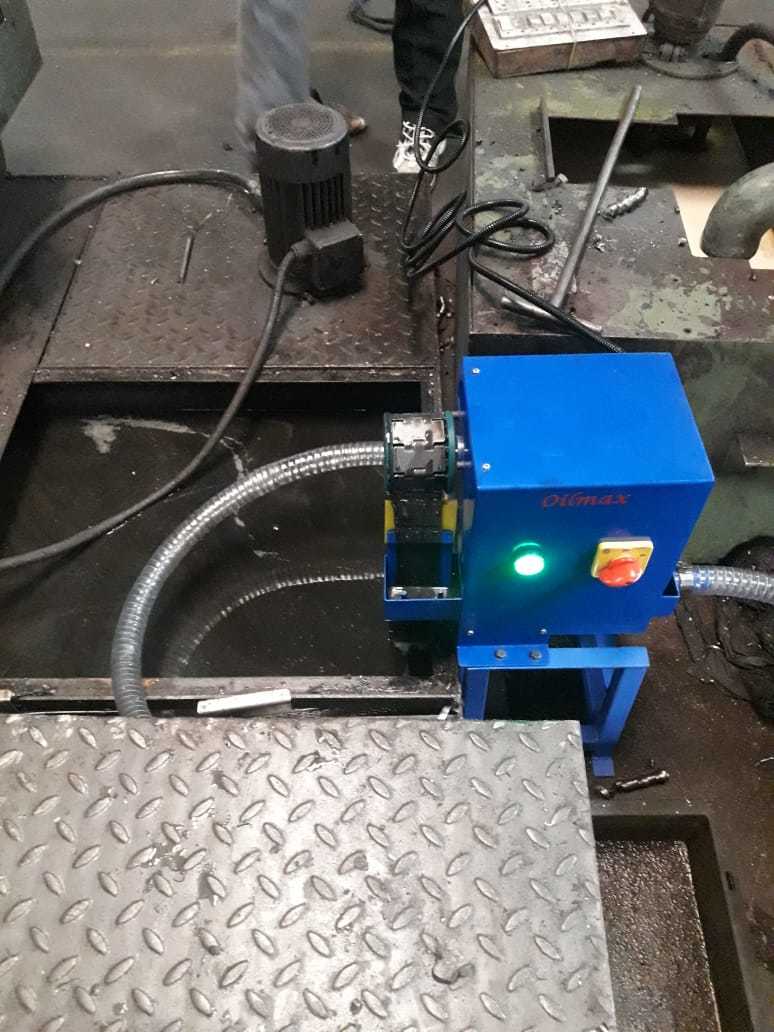 Oil Skimmer - High-efficiency Polymer Design | Lightweight, Durable, And Versatile Oil Removal Solution