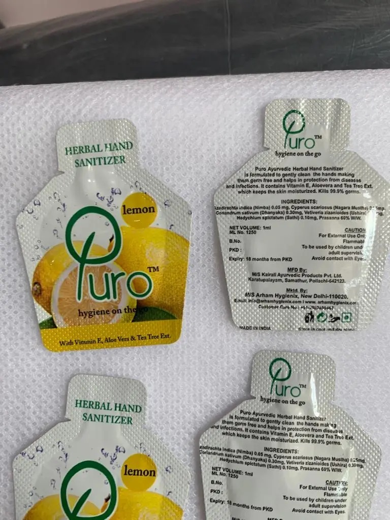 Puro Herbal Hand Sanitizer Gel - 0.300l Single Use Sachet | Moistrizing Formula For All Ages, Portable Design, Kills 99.99% Germs Instantly