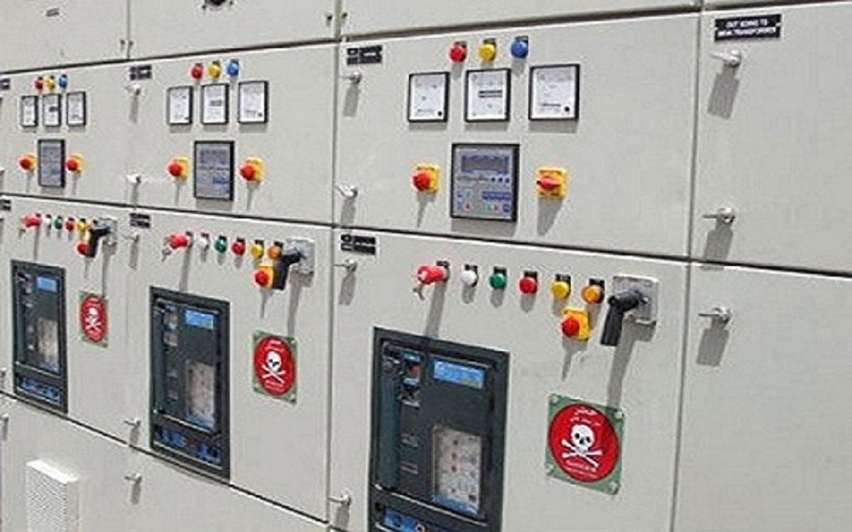 Synchronization Panel - Metal Material With Ip65 Protection | Automatic And Manual Synchronizing, Peak Shaving Operation, Load Sharing, Soft Loading, Energy Control
