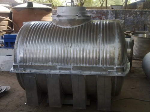 क्षैतिज पानी की टंकी ढालना