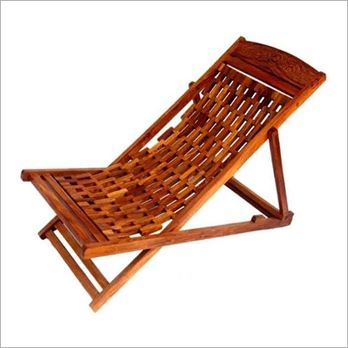 लकड़ी की फोल्डिंग चेयर