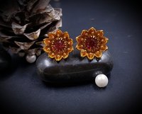 फैंसी इयर स्टड जेंडर: महिलाएं