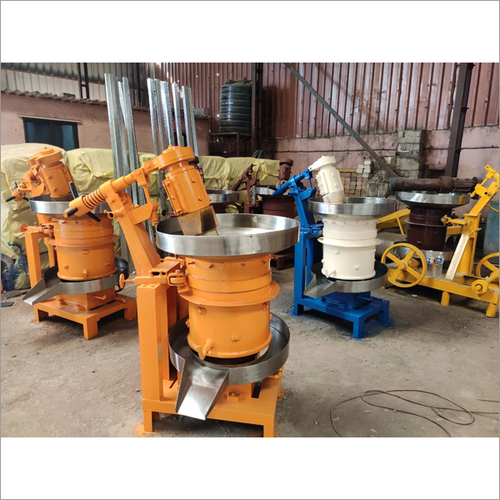Lakdi Ghana Machine