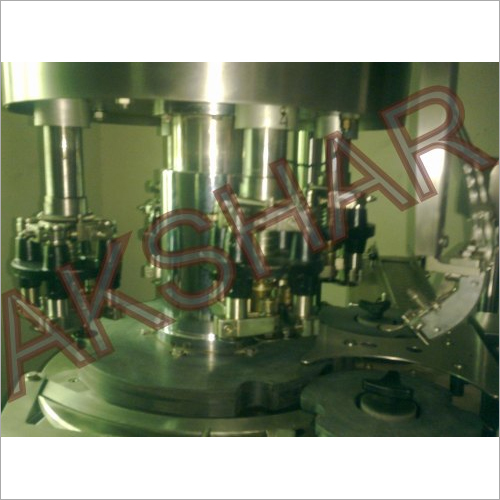Automatic Four Head Capping Machine
