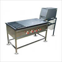 चपाती पफर मशीन से चपाती प्रेस करना