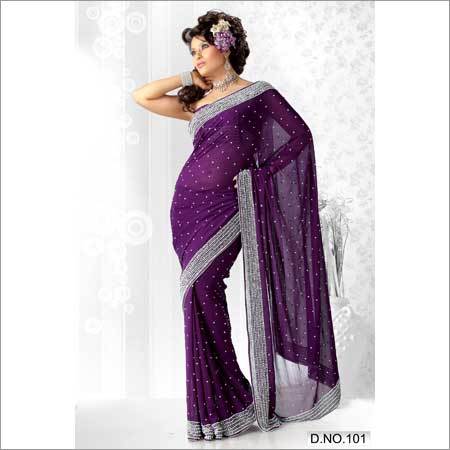 अद्भुत बैंगनी साड़ी