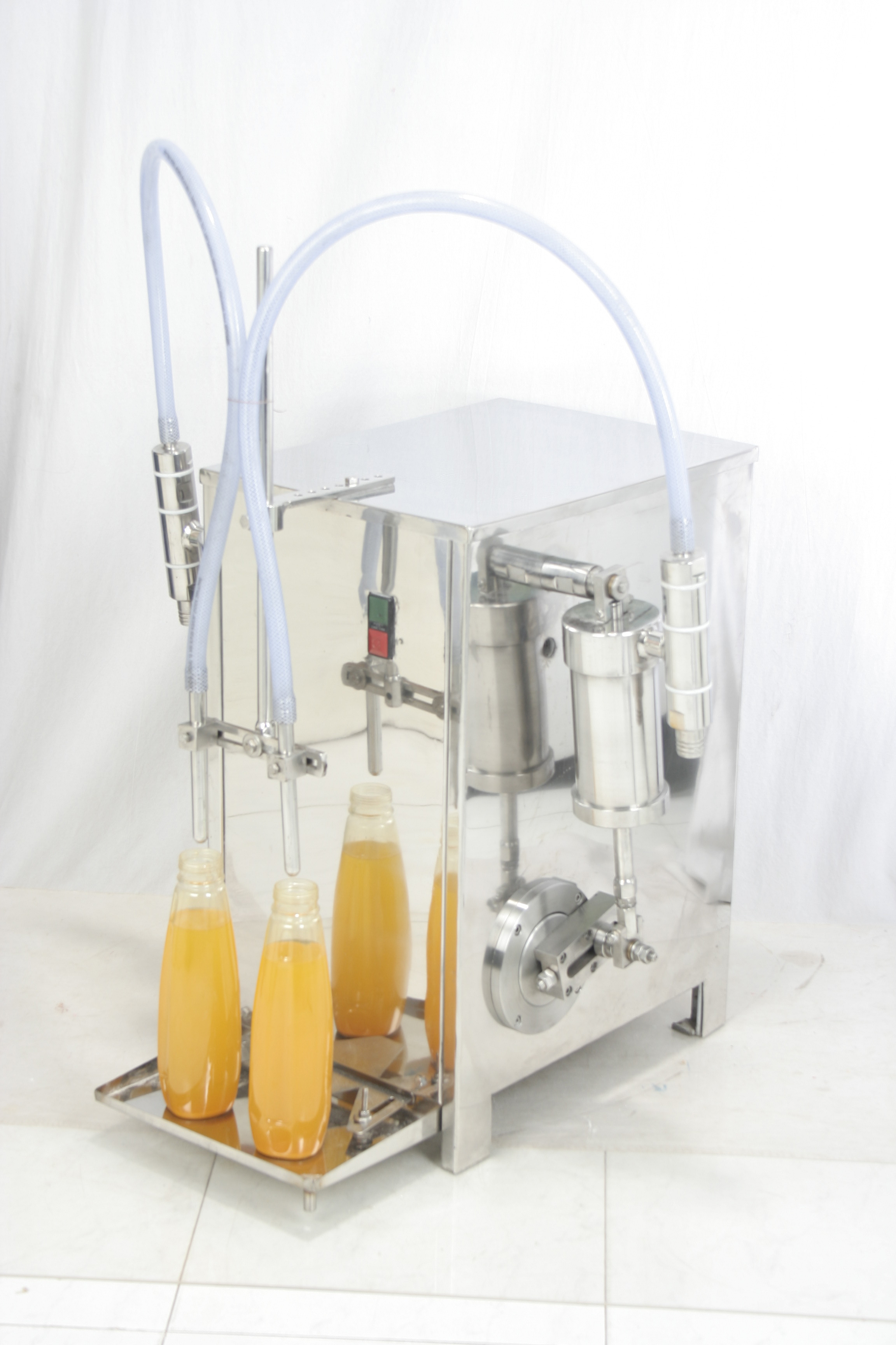Semi Automatic Liquid Filling Machine - Stainless Steel, 50 Ml - 1000 Ml Capacity, 220-320v Voltage | Simple Control, Human Machine Interface, Electric Drive, Applicable For Food, Beverage, Chemical, Medical