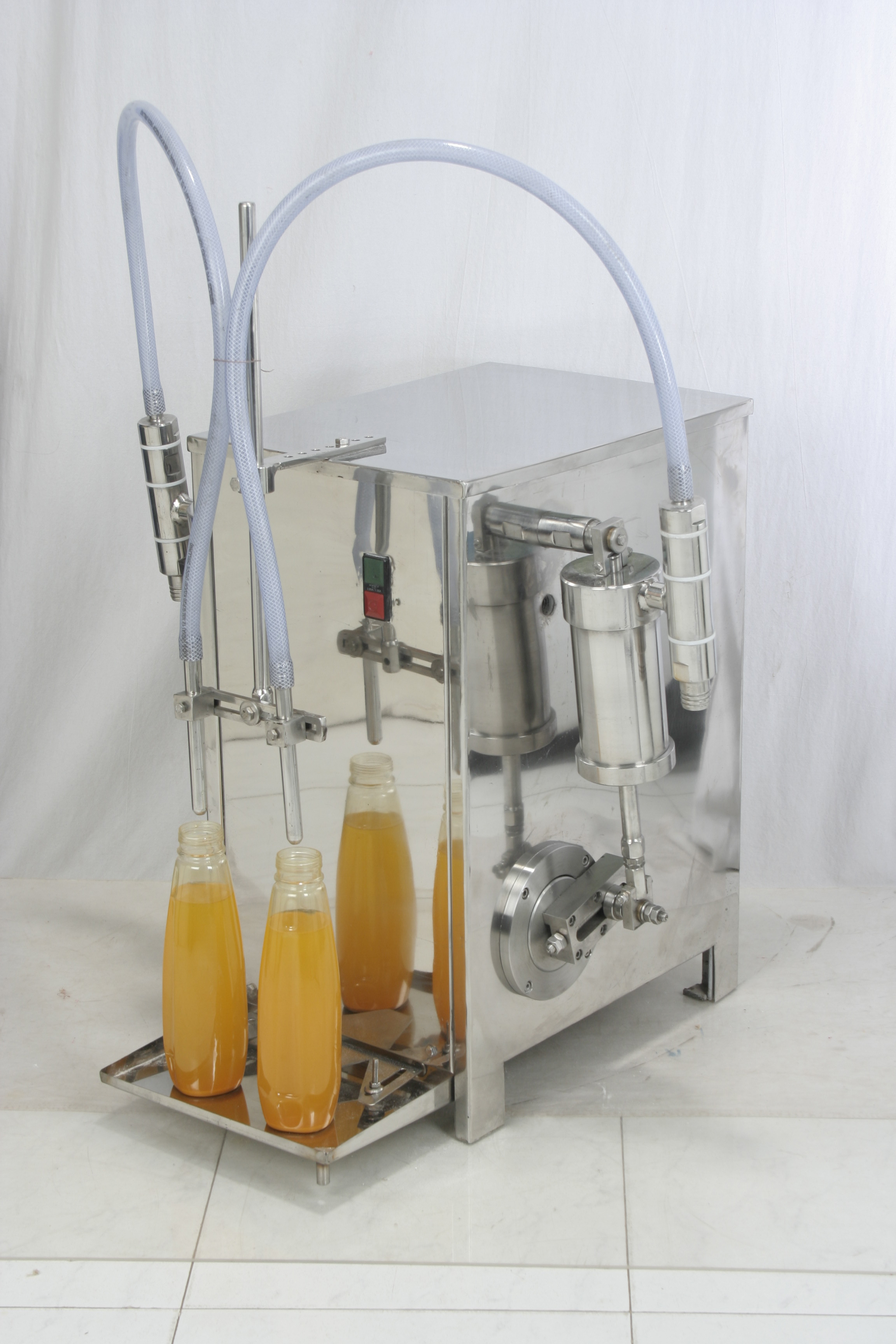 Semi Automatic Liquid Filling Machine - Stainless Steel, 50 Ml - 1000 Ml Capacity, 220-320v Voltage | Simple Control, Human Machine Interface, Electric Drive, Applicable For Food, Beverage, Chemical, Medical