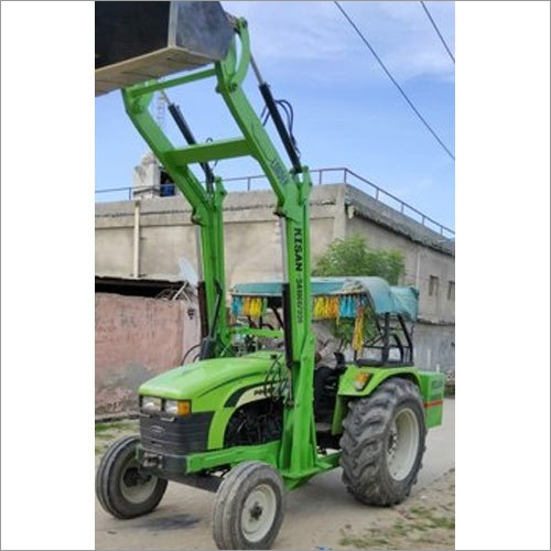 13.5 Feet Front End Loader Capacity: 1000 Kg/hr