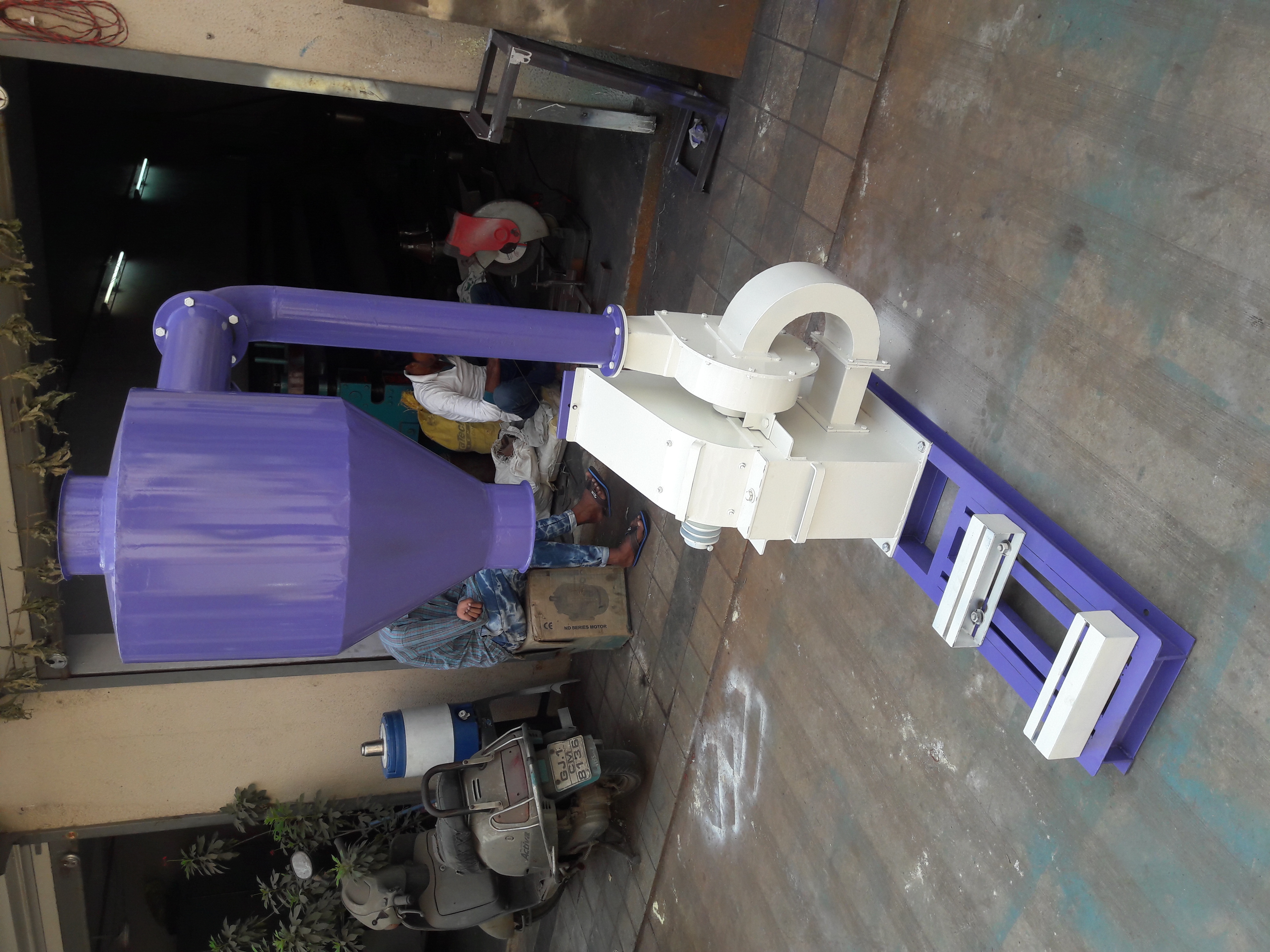 Masala Making Machine Capacity: 15 Kg To 1000 Kg Kg/hr