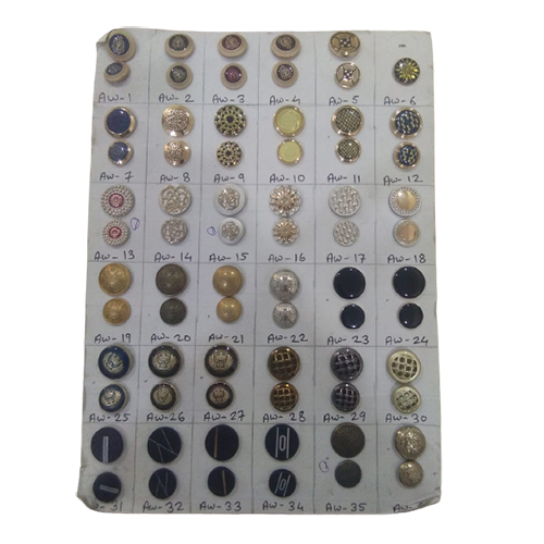 मेटल बटन