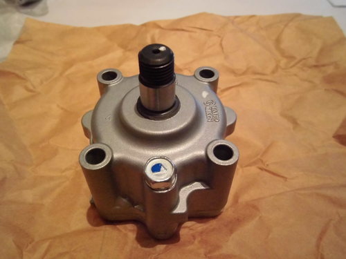 Metal 1E013-35013 Assy Pump,Oil