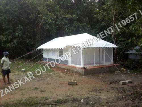 कैम्पिंग टेंट