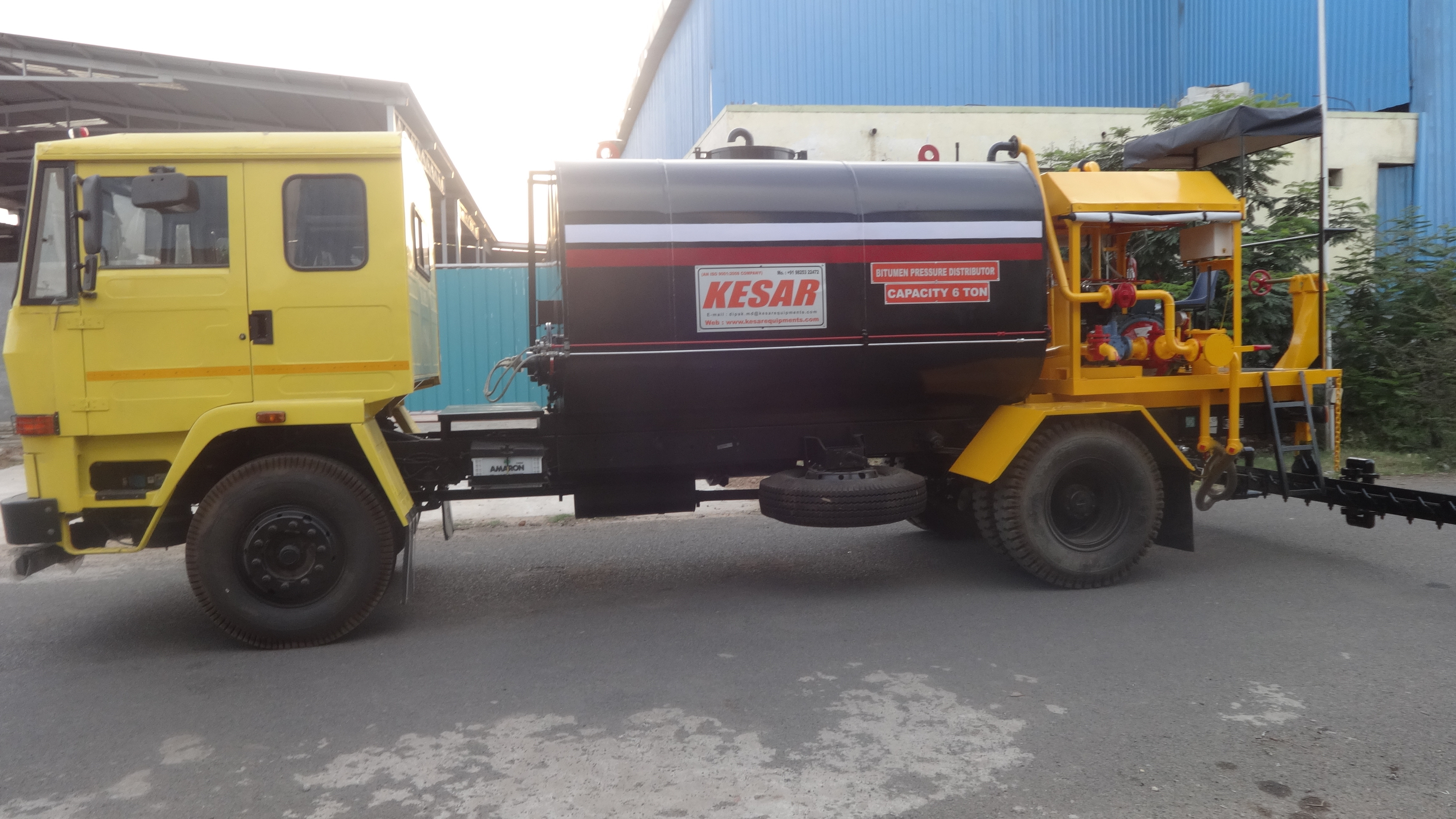 Semi-automatic Heavy Duty Bitumen Pressure Distributor