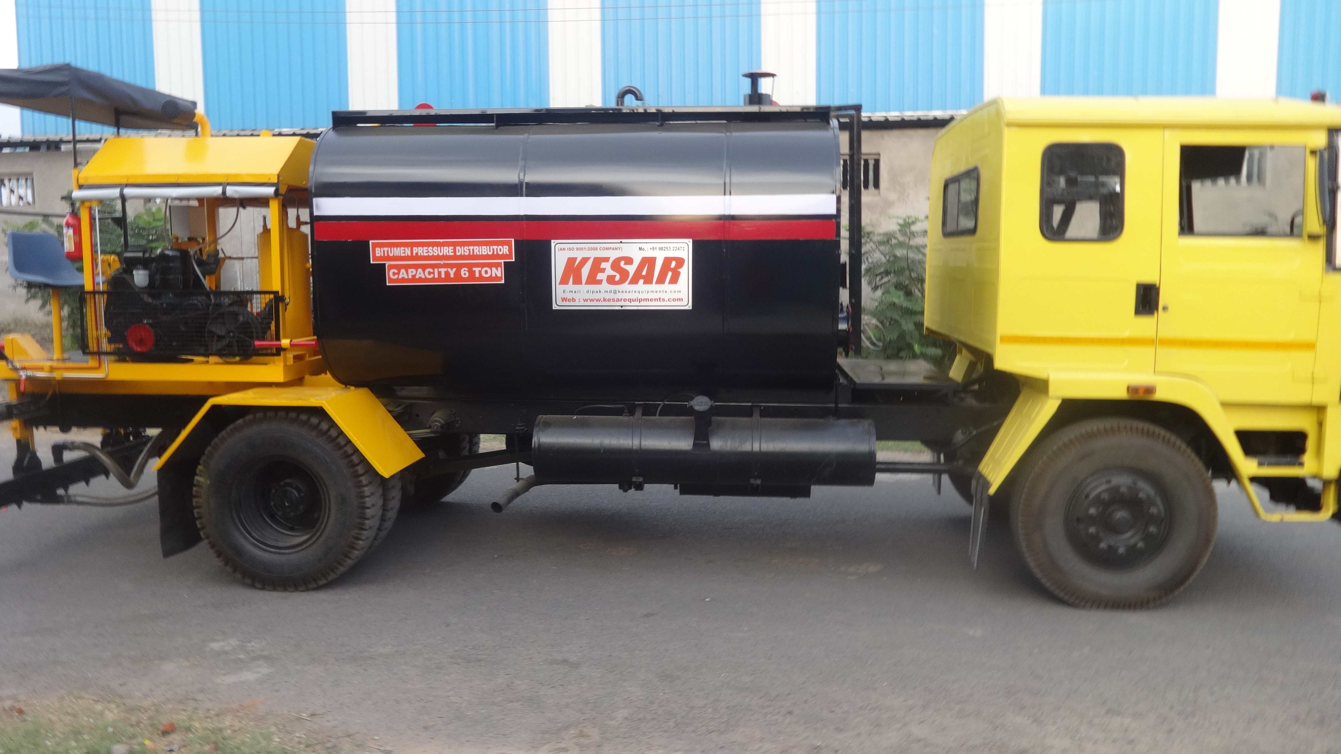 Semi-automatic Heavy Duty Bitumen Pressure Distributor