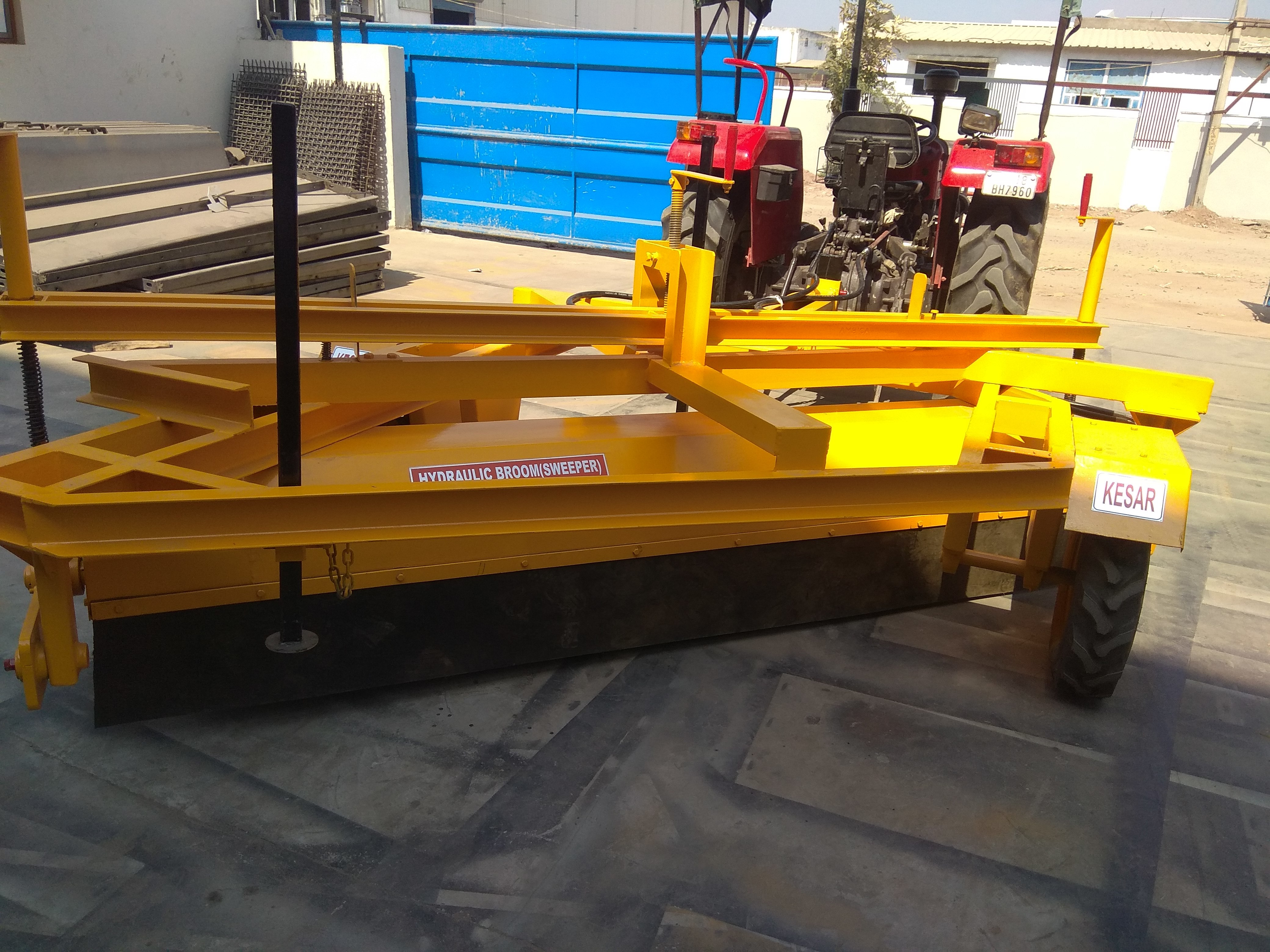 Yellow Kesar Hydraulic Broomer