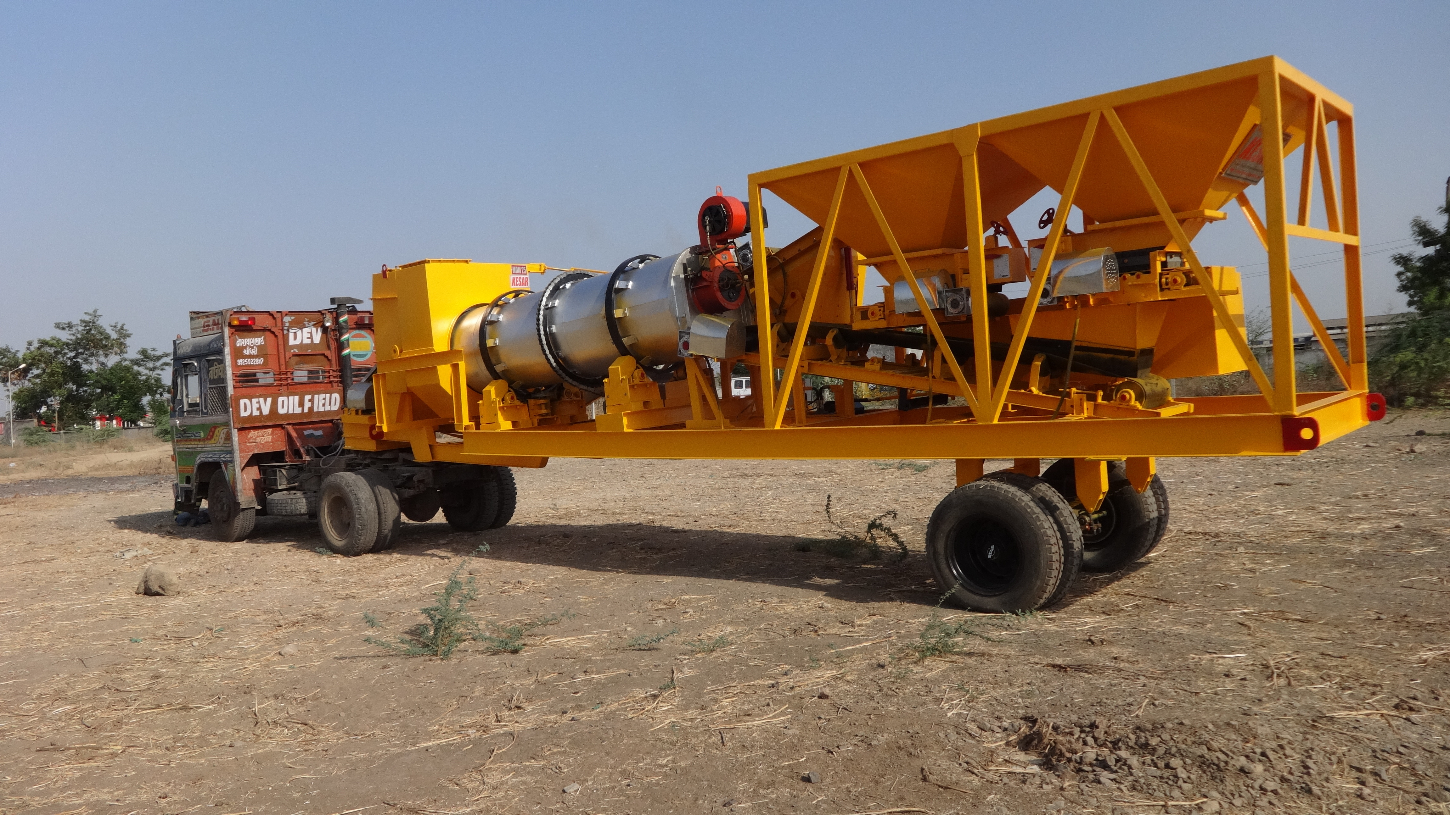 Asphalt Mobile Drum Mix Plant - Ms, Standard Size, Silver And Yellow | 30 T/hr Capacity, Low Maintenance, High Speed Operation, Easy Assembly, Suitable For Onsite Projects