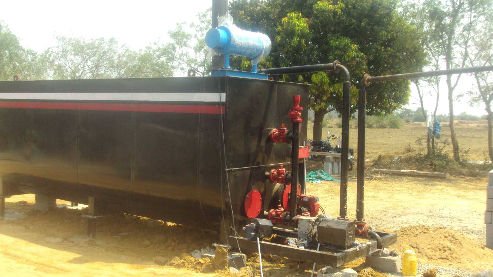 Black Bitumen Heating And Storage Tanks
