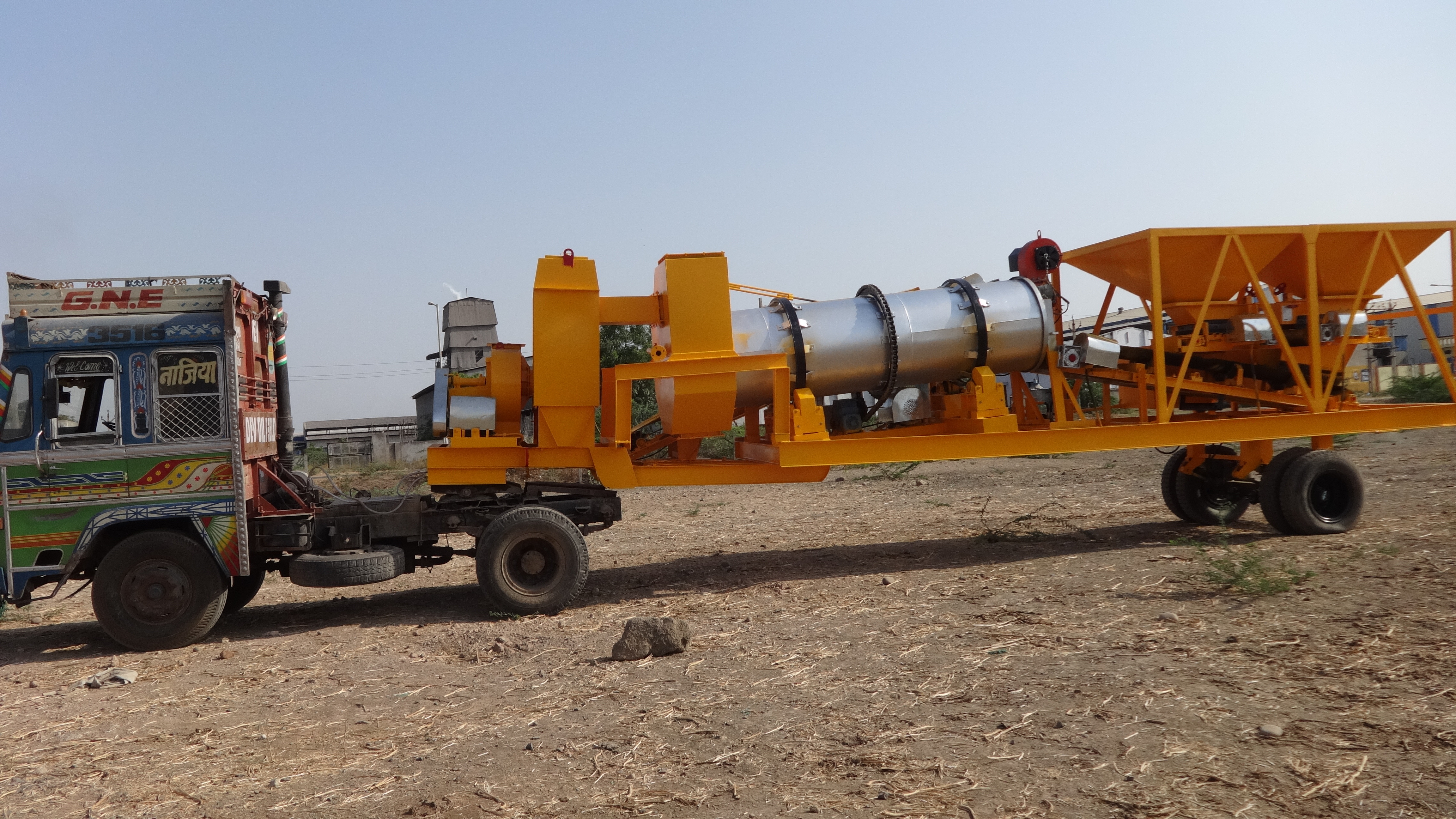 Mobile Wet Mix Macadam Plant - Mild Steel, Standard Size, Yellow | Semi-automatic, Precise Material Blending, 150 To 200 Tons/hour Capacity
