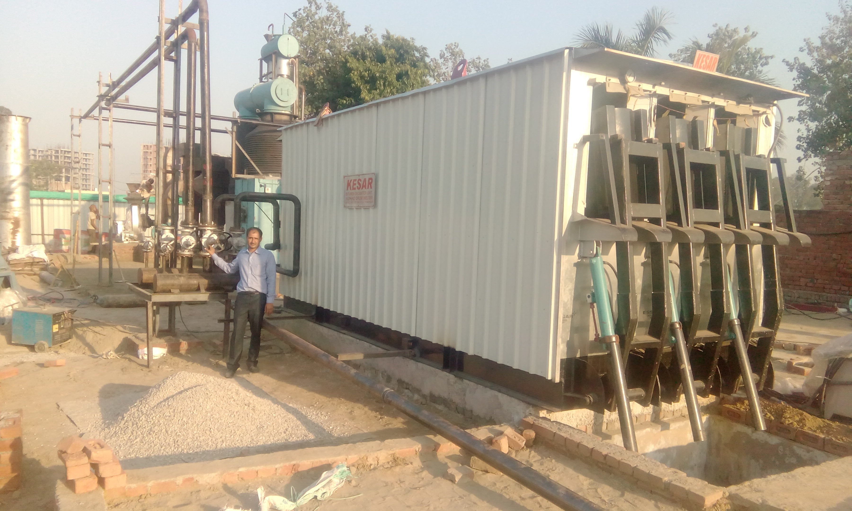 Automatic Bitumen Drum Decanting Unit