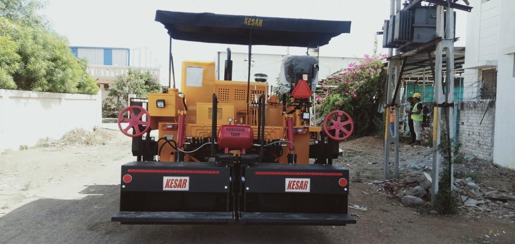 Automatic Kesar Asphalt Road Equipment