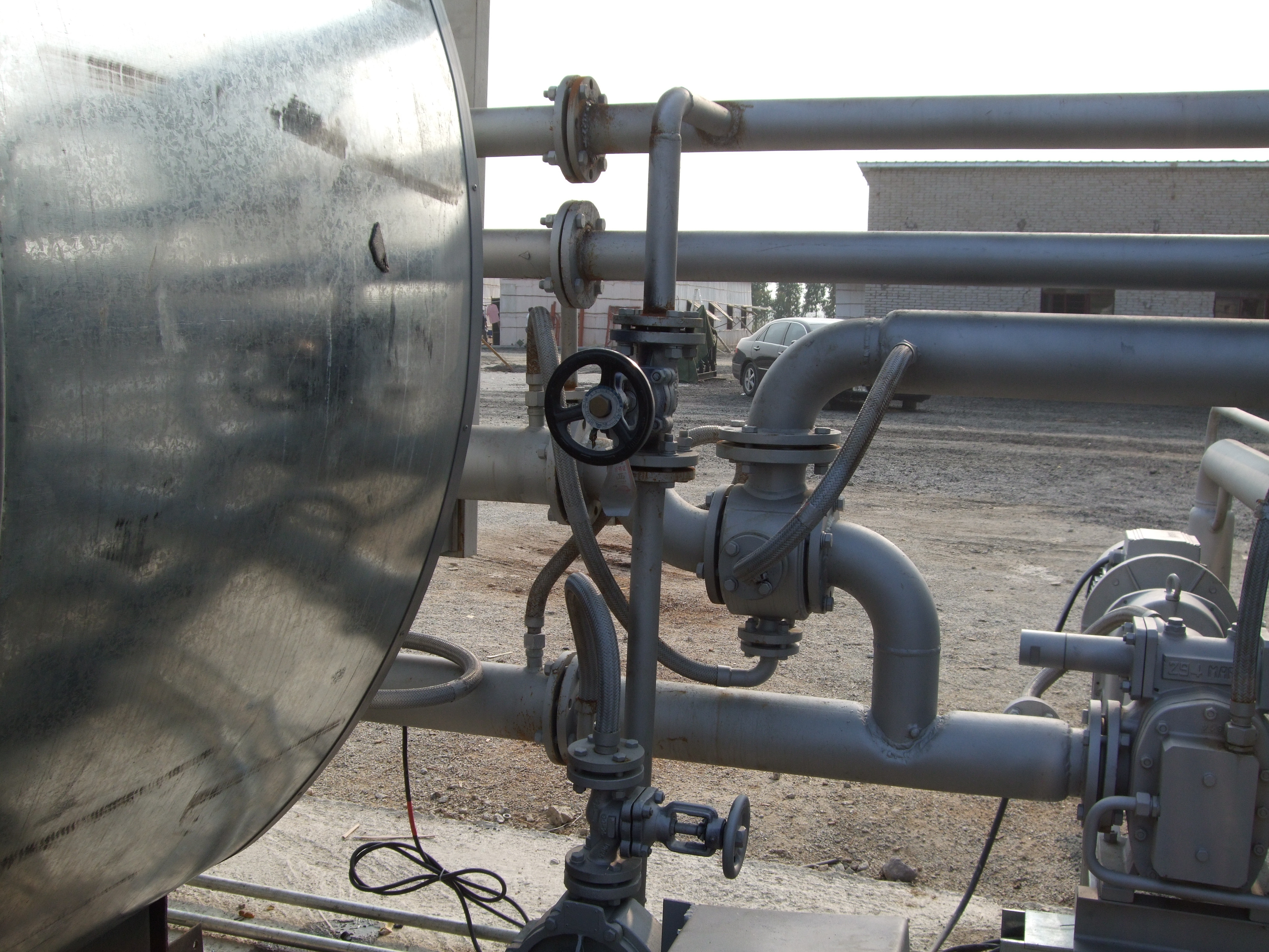 Asphalt Heating Bitumen Storage Tank - Ss304, 15-50 Tons Capacity | Electric Heating, Cladding Insulation, Liquid Level Display