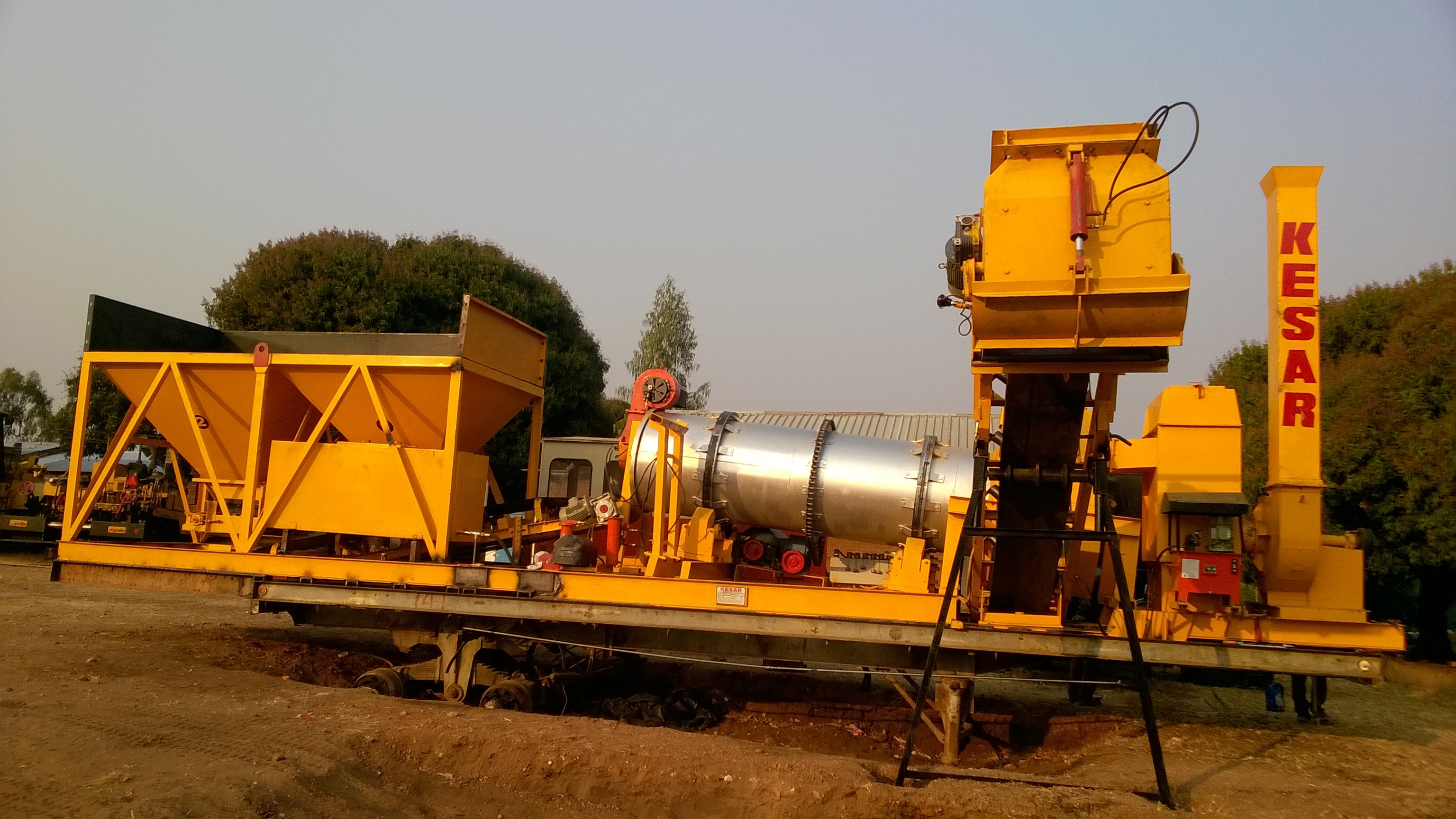 Mobile Drum Mix Plants - Automatic Grade: Semi-automatic