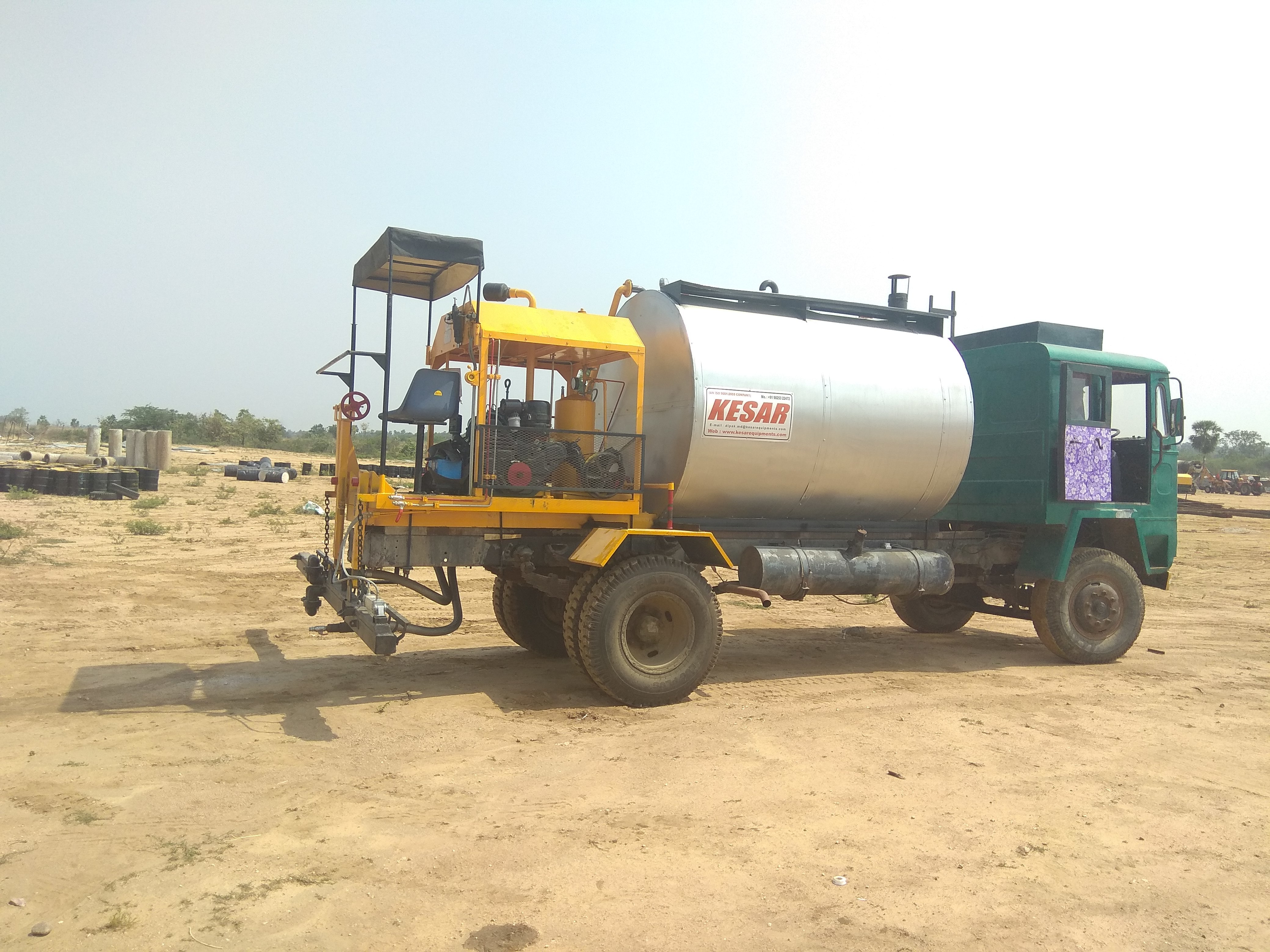 Semi-automatic Bitumen Emulsion Pressure Distributor