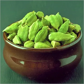 ठोस हरी इलायची