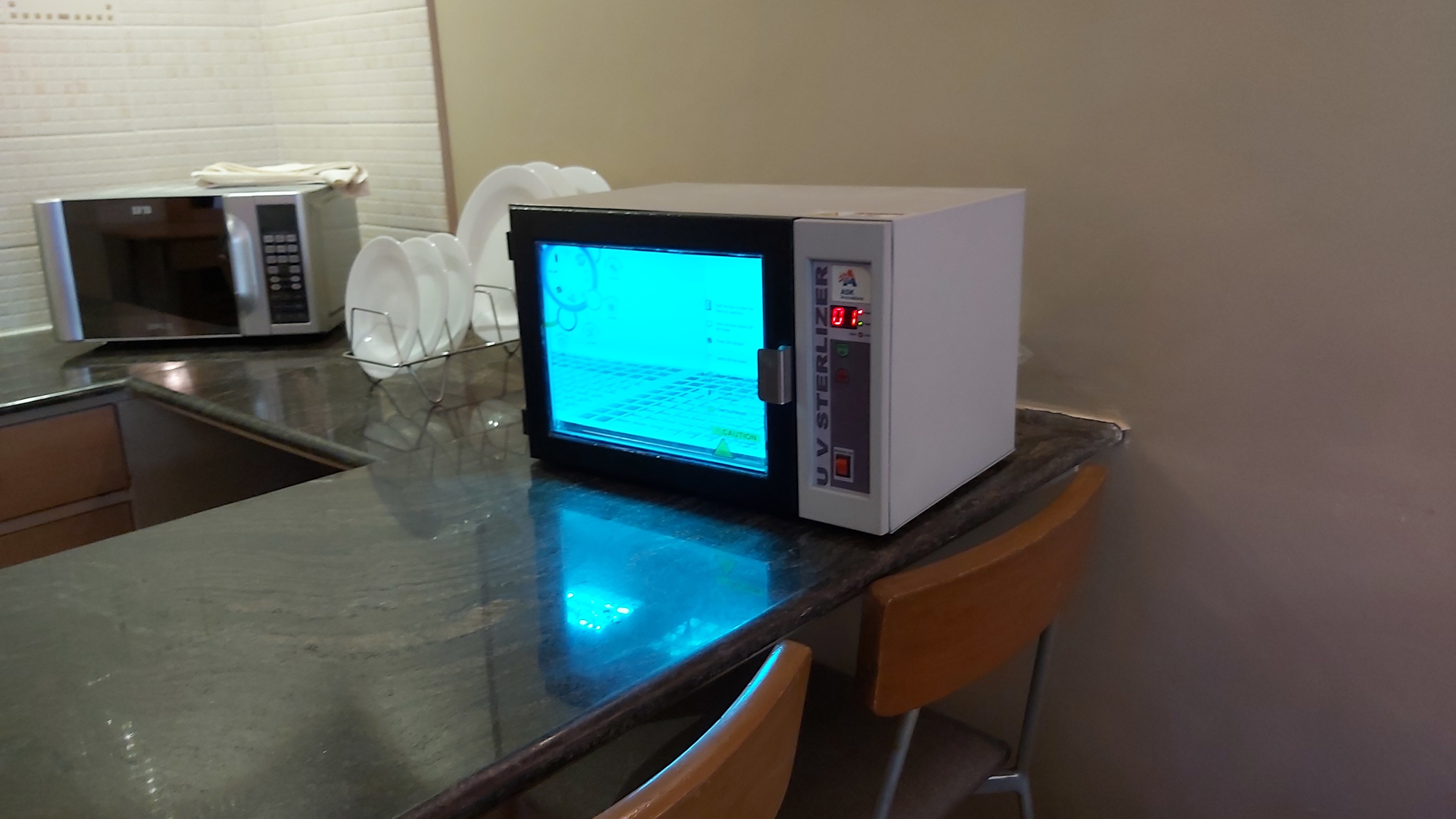 Uv-c Disinfection Box Battery Life: 35000 Hours