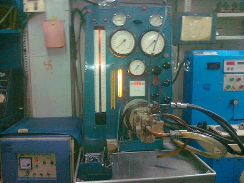 ईंधन पंप और इंजेक्टर