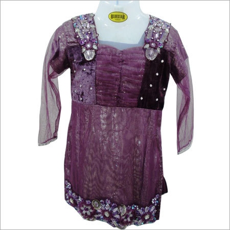 बच्चों के सूट