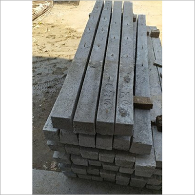 Cement Fencing Pole Size: 5 Ft