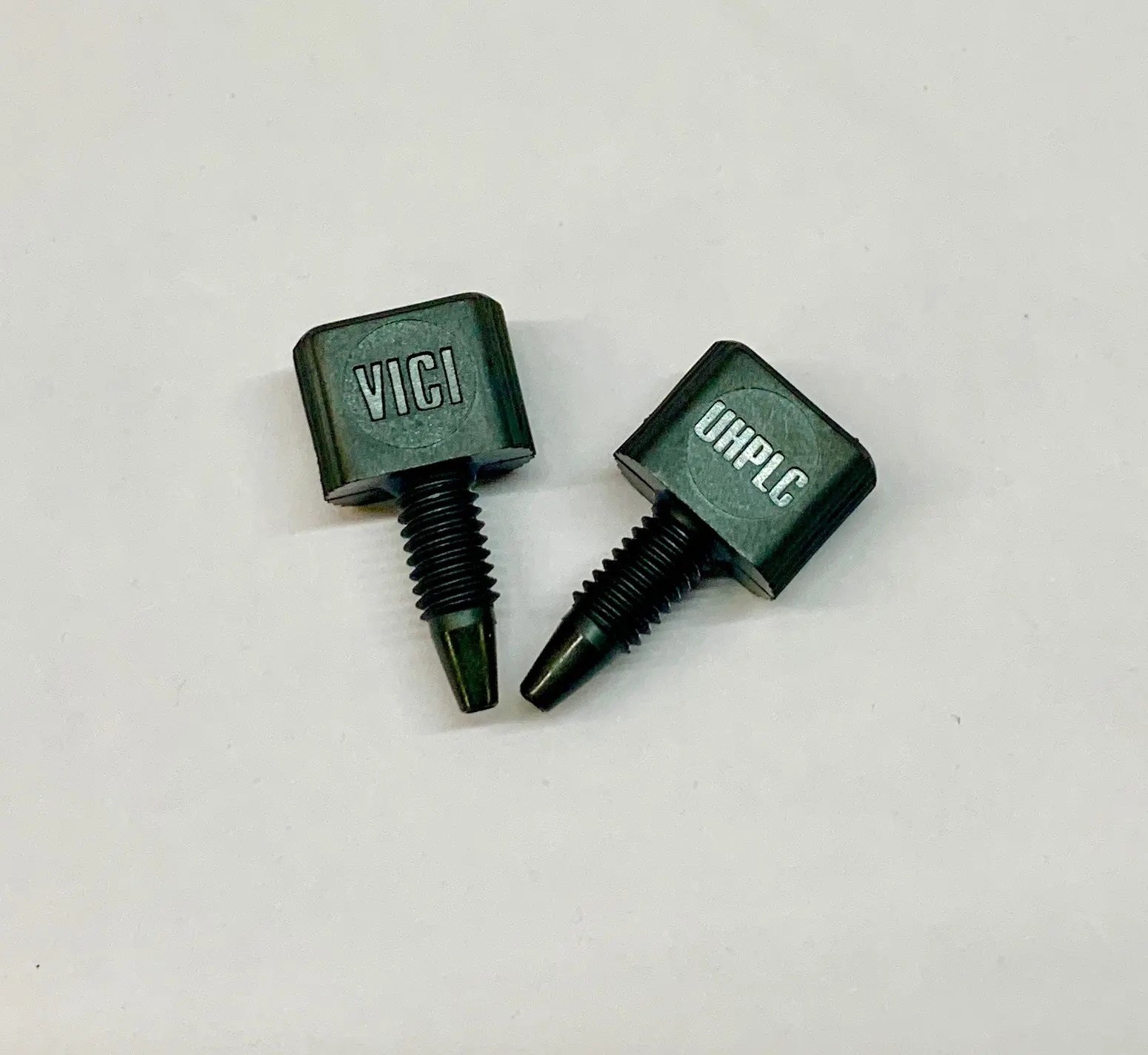10-32 For Uhplc Dimension(l*w*h): 1*1*1 Centimeter (Cm)