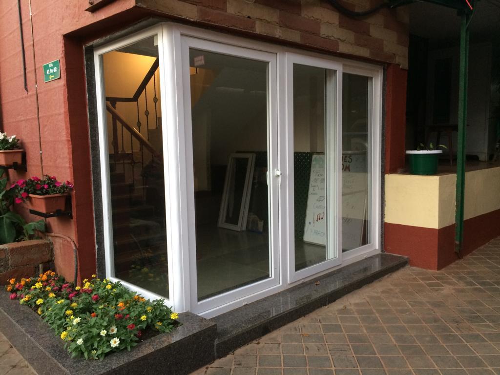 Plastic Upvc Sliding Windows