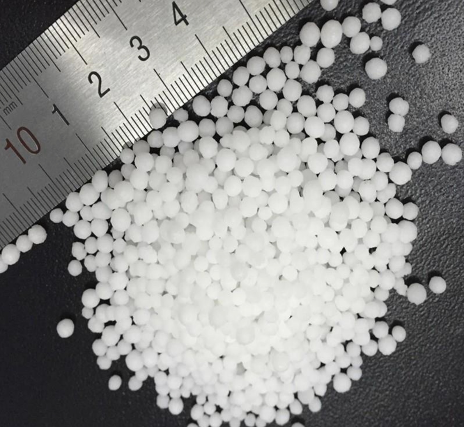 Calcium Nitrate Fertilizer - Application: Agriculture