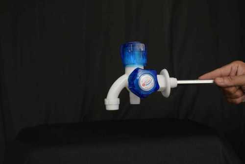 पीवीसी क्रिस्टल टू वे फोम बिब कॉक