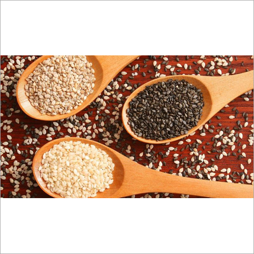 ताजा तिल के बीज