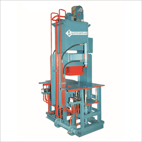 70 Ton Paver Block High Pressure Machine - 70 Ton/Day Capacity, Hydraulic Pressure Operation | 1 Year Warranty Included