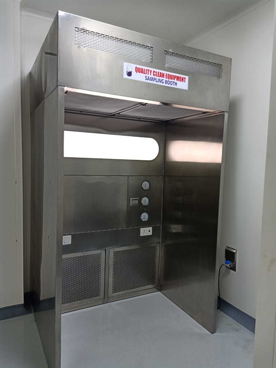 Sampling Booth - Stainless Steel 304, 915x610x1830 Mm | Reverse Laminar Air Flow, Durable Hepa Filter