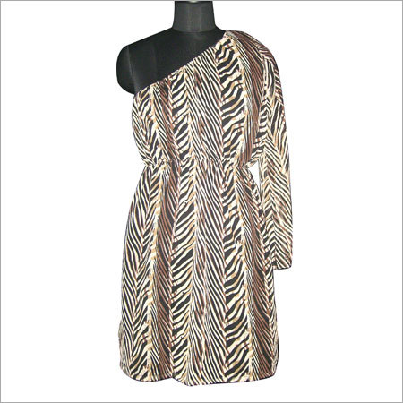 वन शोल्डर शिफॉन ड्रेस