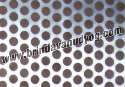 गोल छिद्र